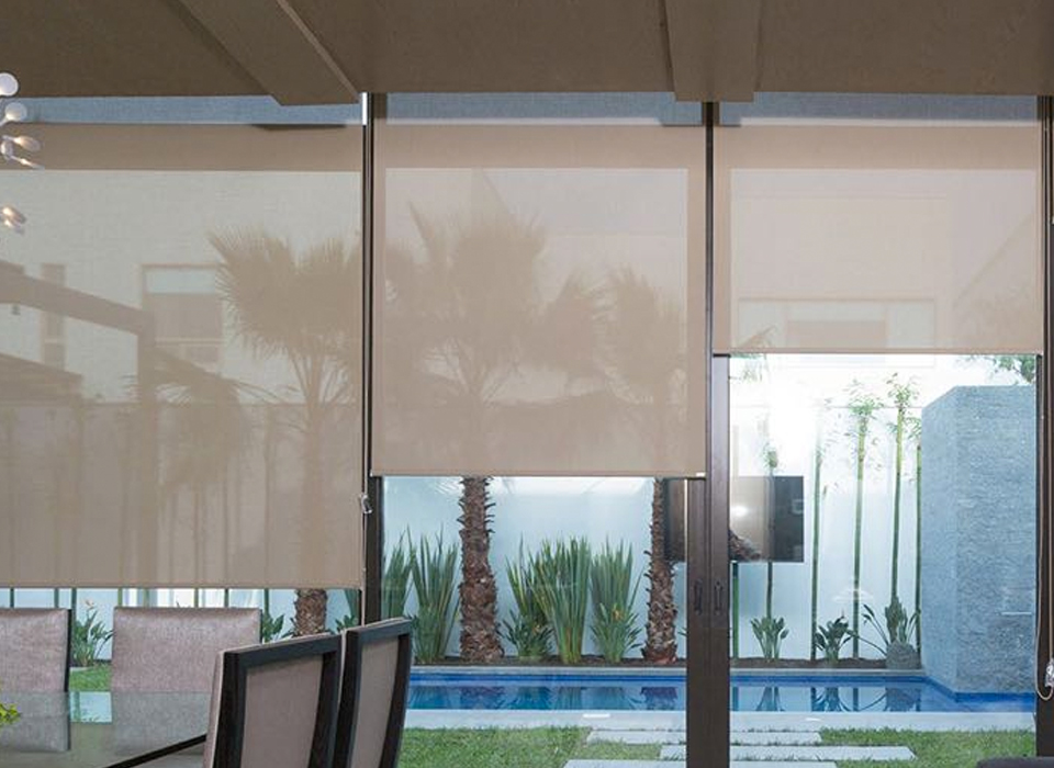 Persianas enrollables modernas para sala y terraza